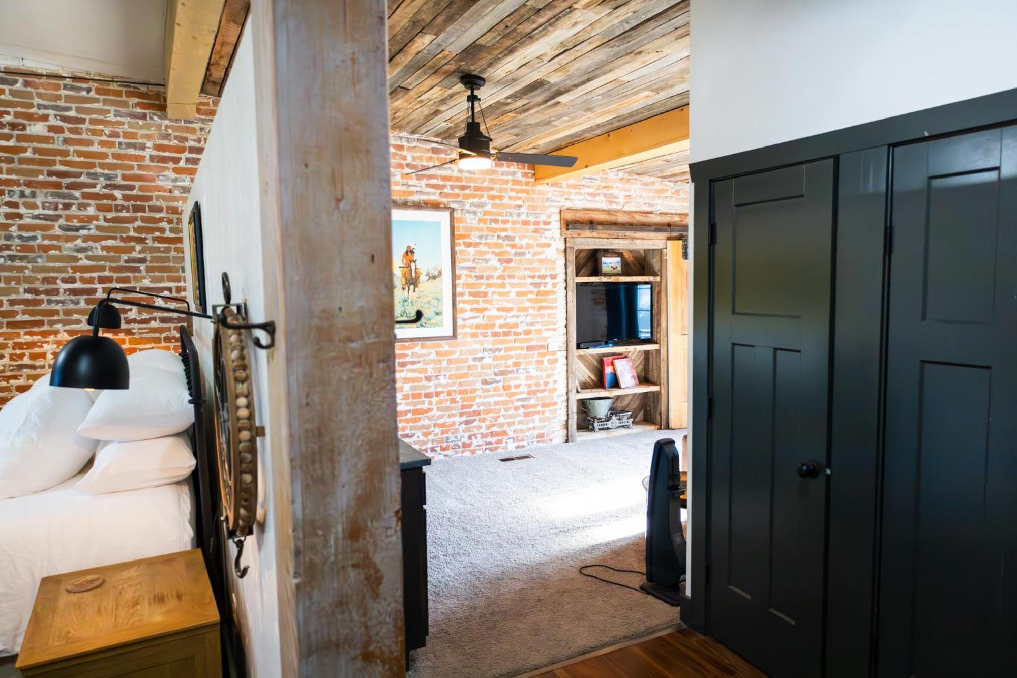 Hotel Lander Millhouse Extérieur photo