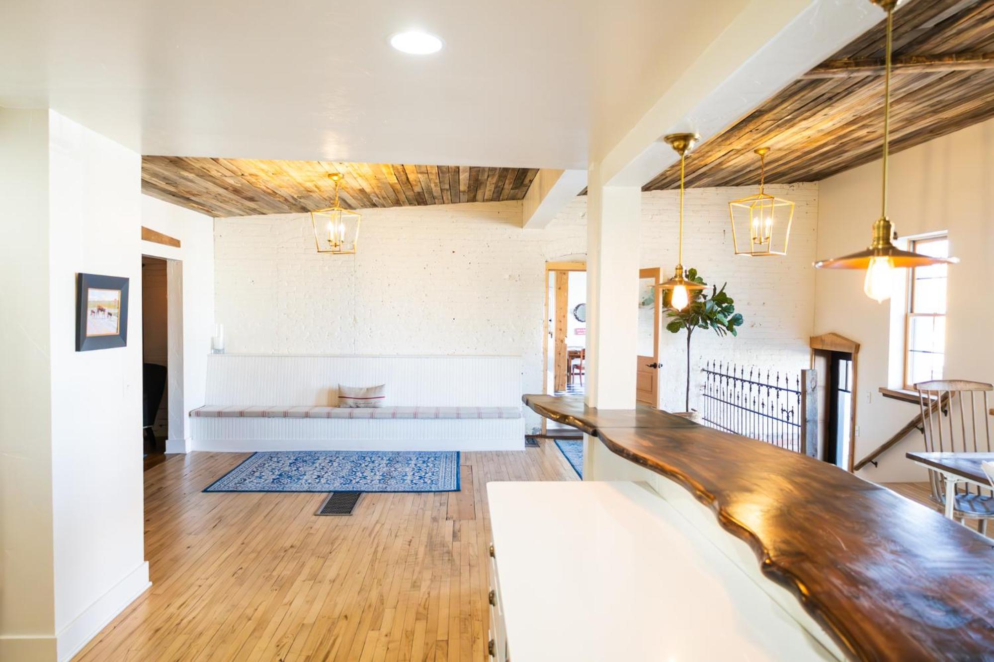 Hotel Lander Millhouse Extérieur photo