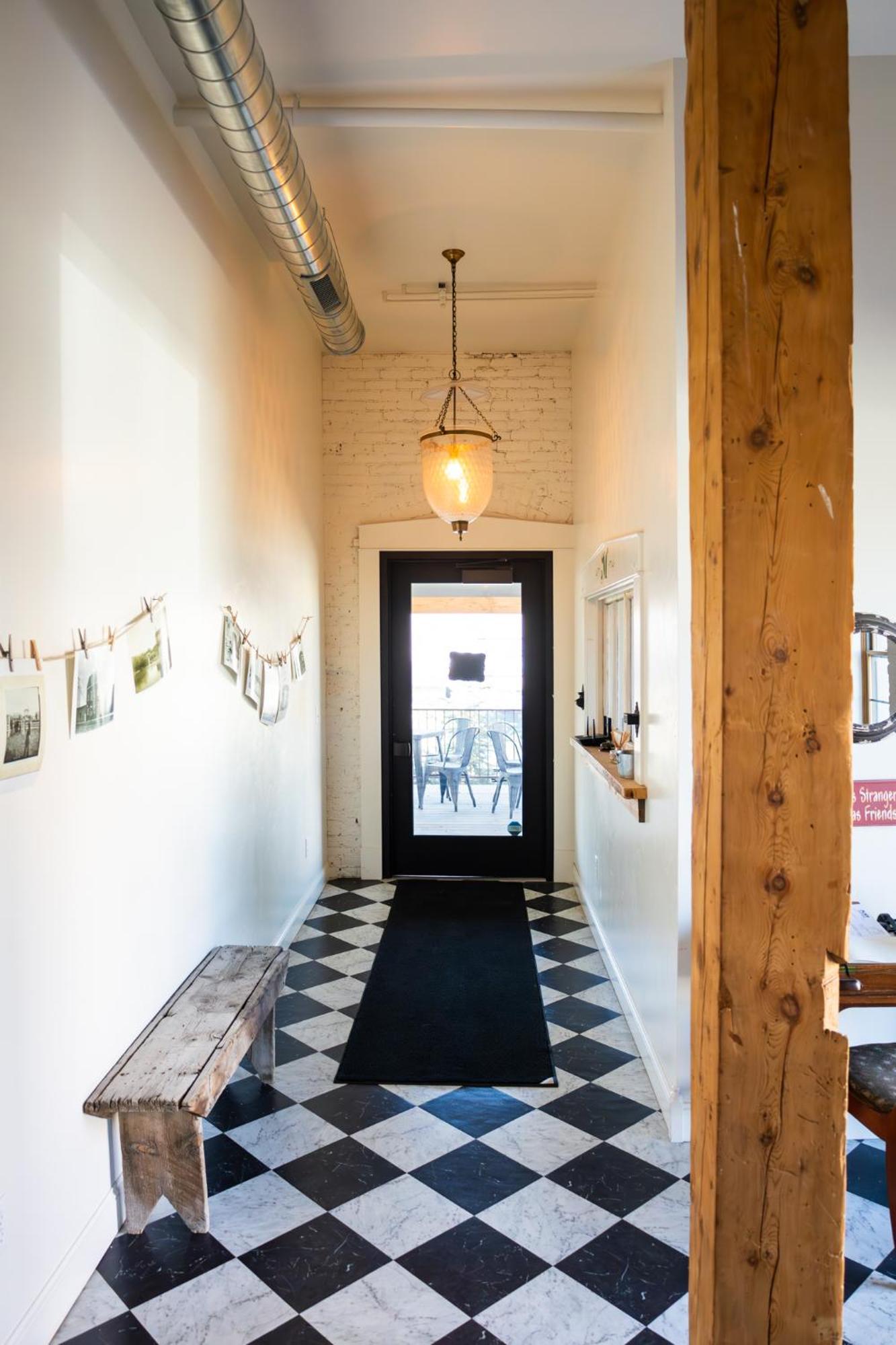 Hotel Lander Millhouse Extérieur photo