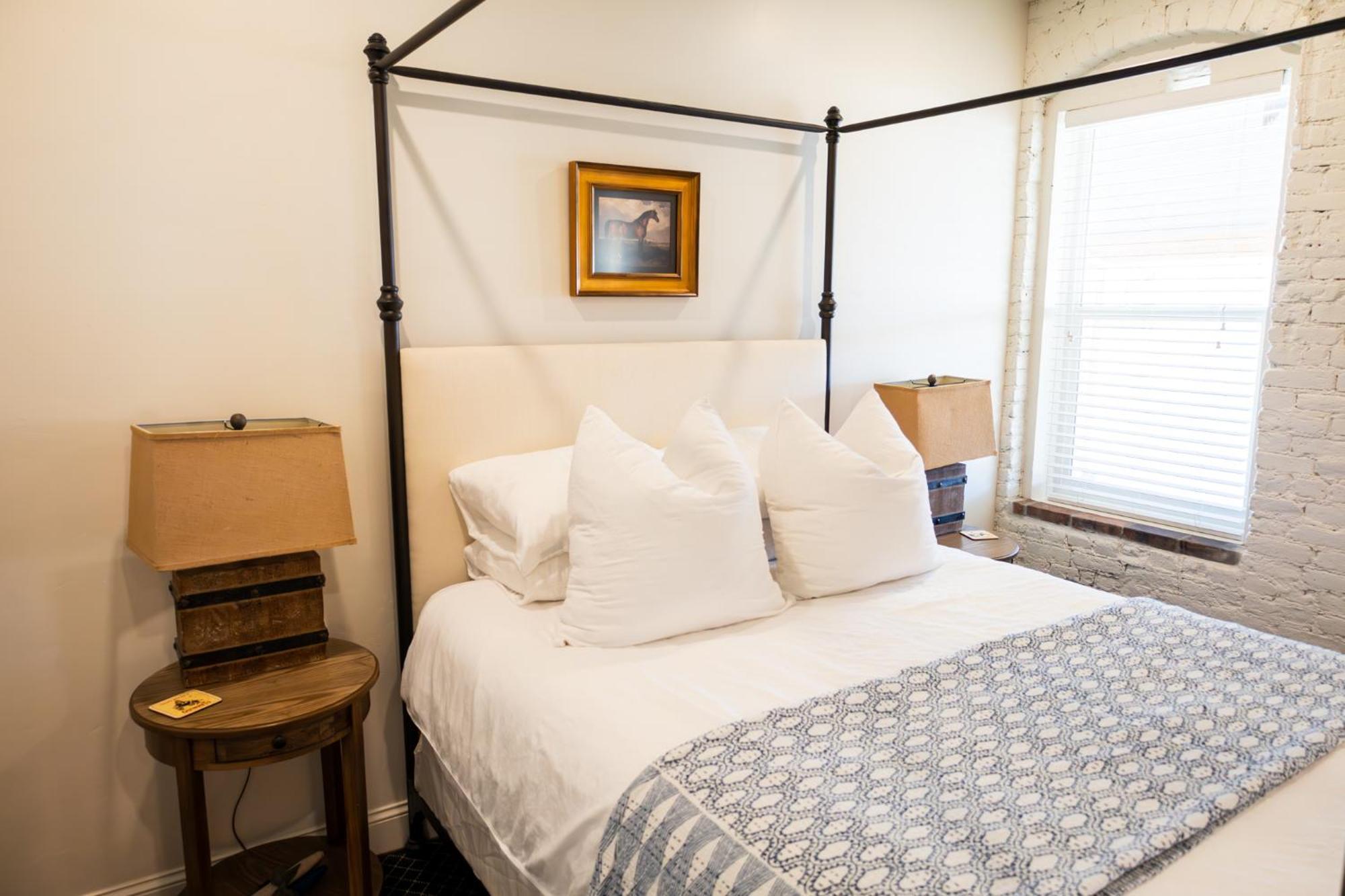 Hotel Lander Millhouse Extérieur photo